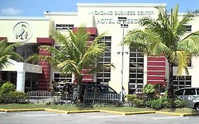 Macagang Hotel And Resort